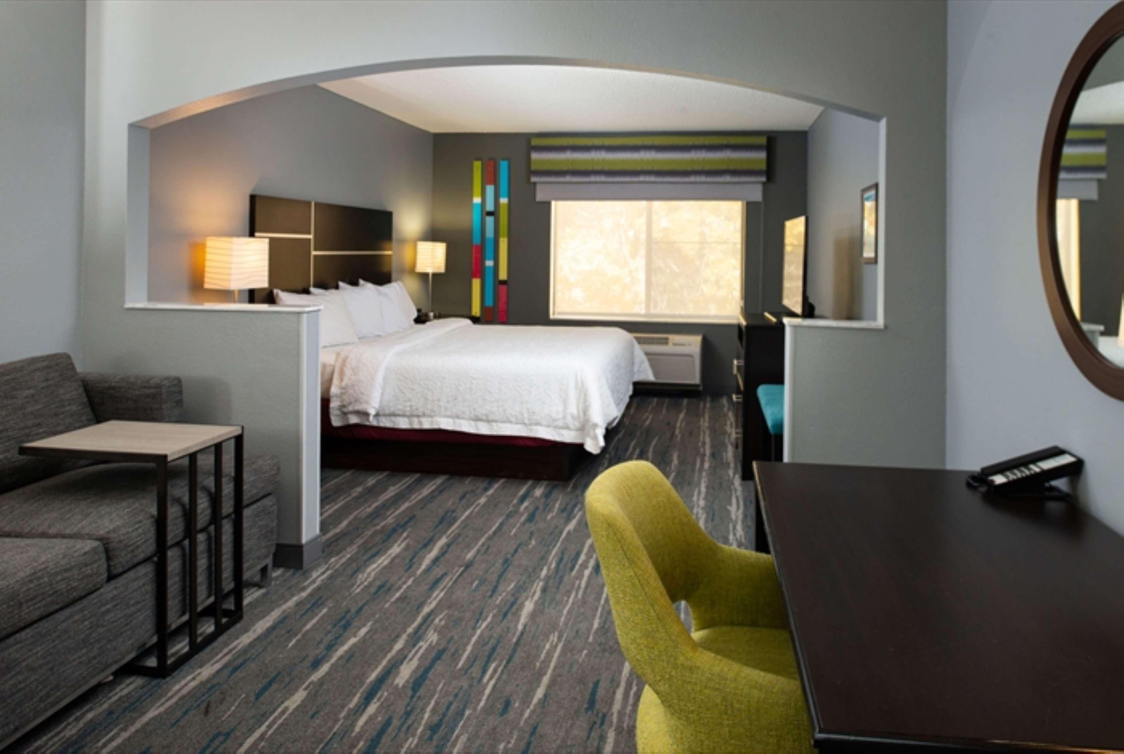 Hampton Hotel