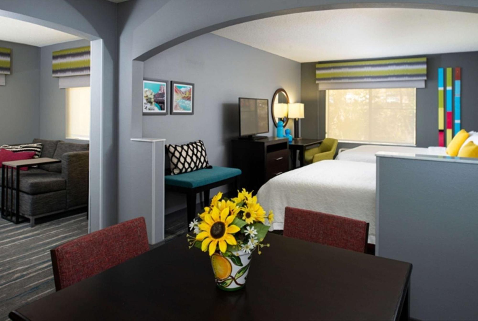 Hotel Hampton